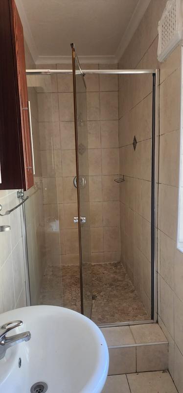 To Let 2 Bedroom Property for Rent in Durban North KwaZulu-Natal