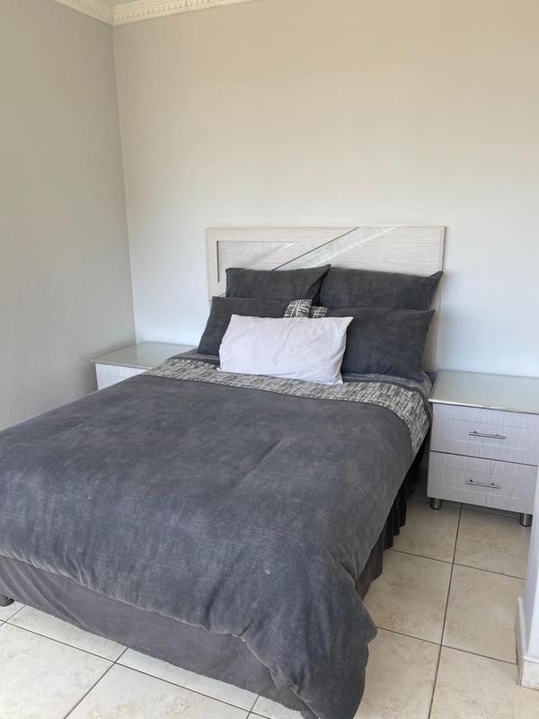 To Let 3 Bedroom Property for Rent in North Beach KwaZulu-Natal