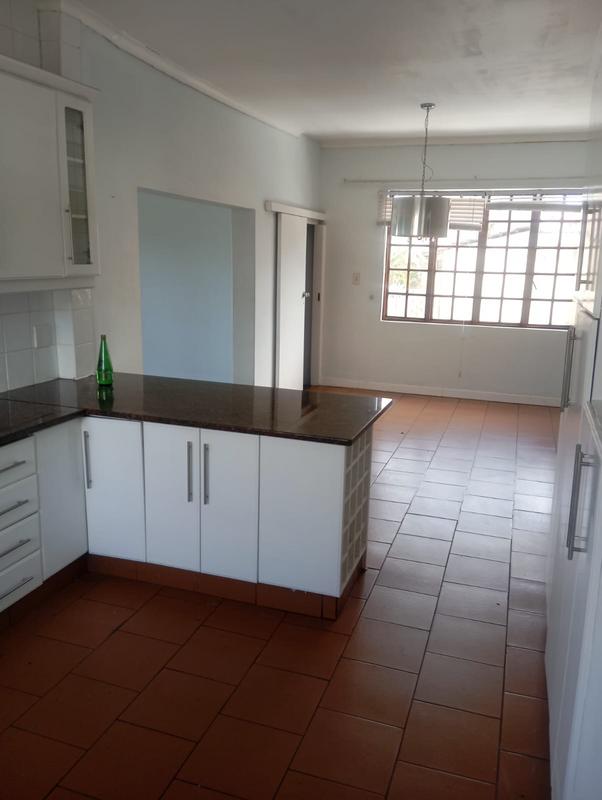 To Let 4 Bedroom Property for Rent in Durban North KwaZulu-Natal