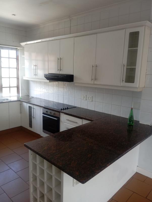 To Let 4 Bedroom Property for Rent in Durban North KwaZulu-Natal