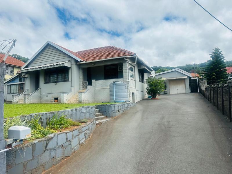 2 Bedroom Property for Sale in Montclair KwaZulu-Natal