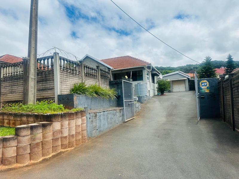 2 Bedroom Property for Sale in Montclair KwaZulu-Natal