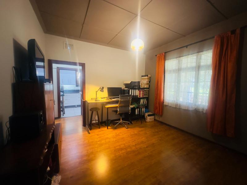 2 Bedroom Property for Sale in Montclair KwaZulu-Natal