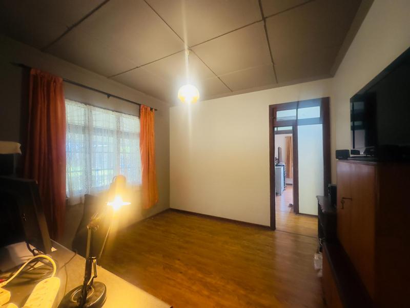 2 Bedroom Property for Sale in Montclair KwaZulu-Natal