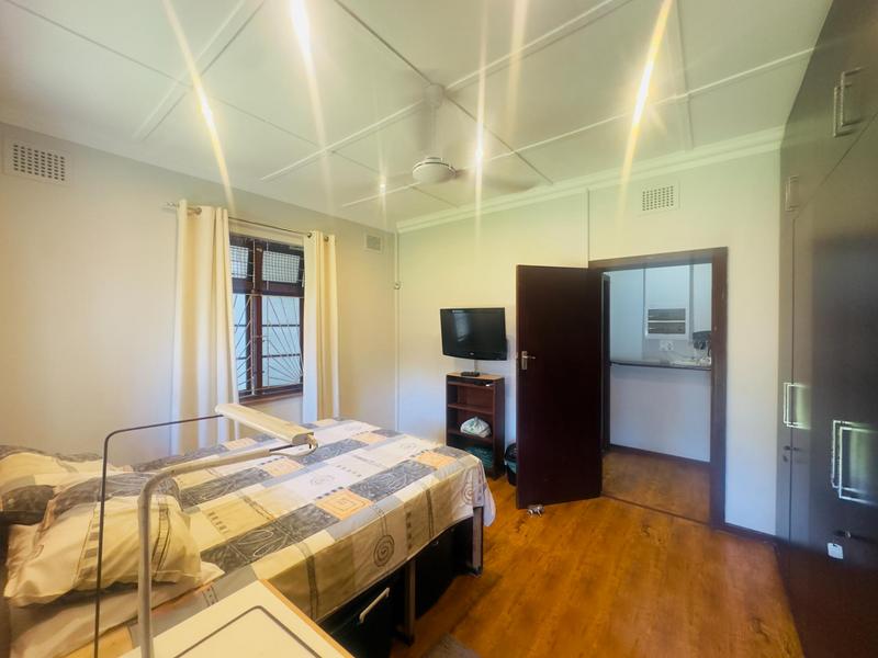 2 Bedroom Property for Sale in Montclair KwaZulu-Natal