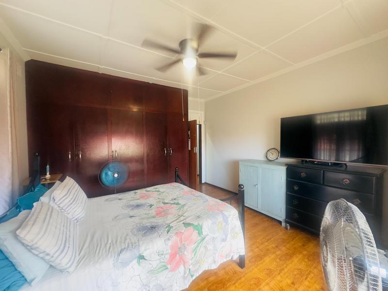 2 Bedroom Property for Sale in Montclair KwaZulu-Natal