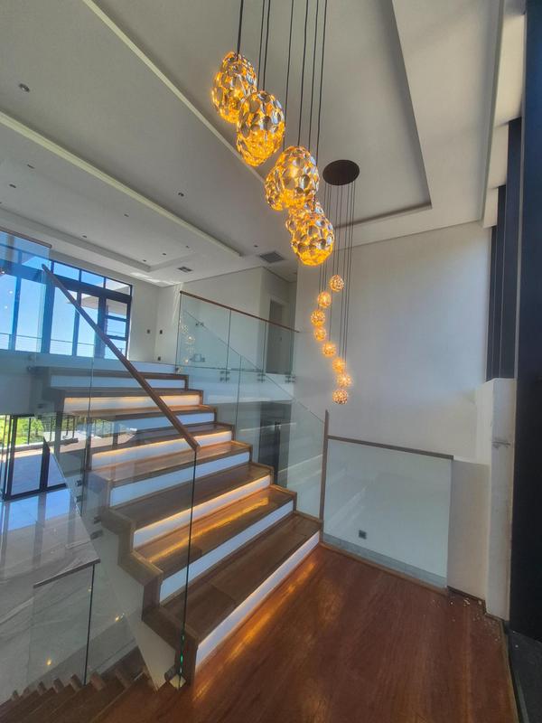 5 Bedroom Property for Sale in Izinga Ridge KwaZulu-Natal