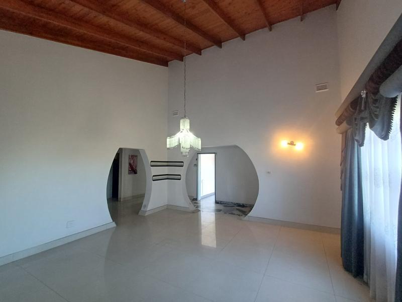 4 Bedroom Property for Sale in Parkgate KwaZulu-Natal