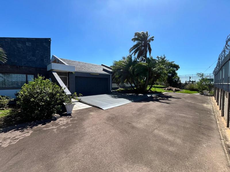 4 Bedroom Property for Sale in Parkgate KwaZulu-Natal