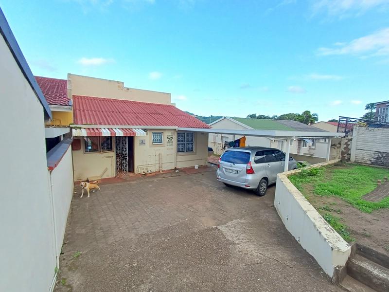 3 Bedroom Property for Sale in Stonebridge KwaZulu-Natal