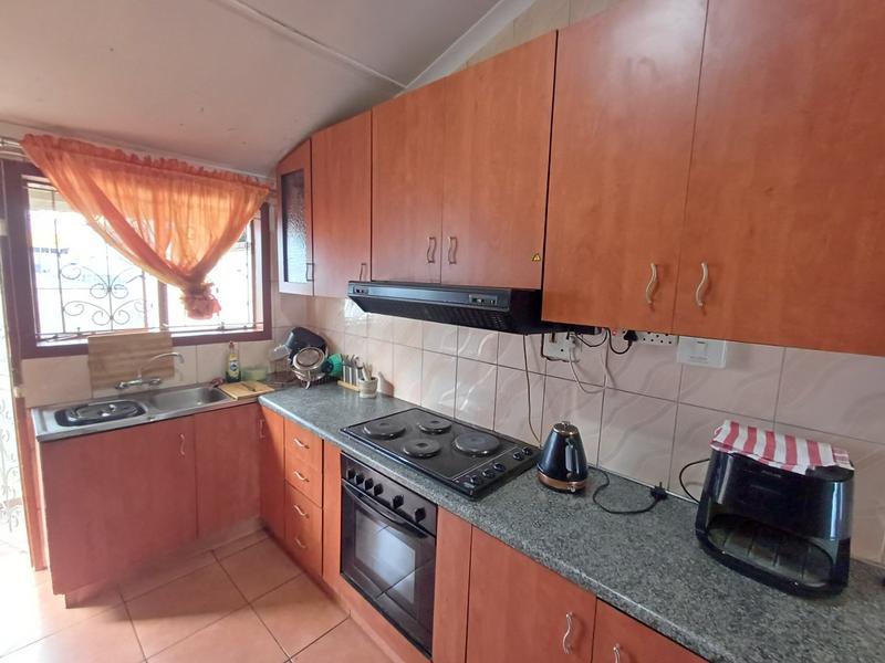3 Bedroom Property for Sale in Stonebridge KwaZulu-Natal
