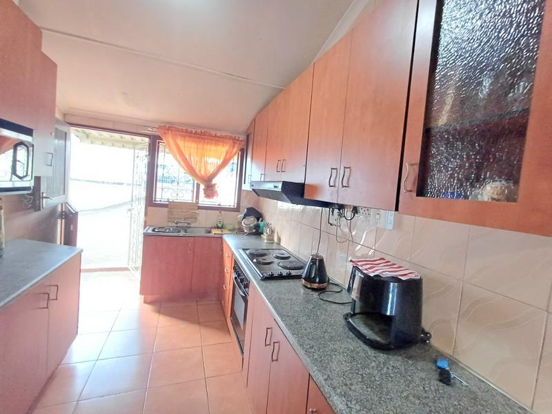 3 Bedroom Property for Sale in Stonebridge KwaZulu-Natal