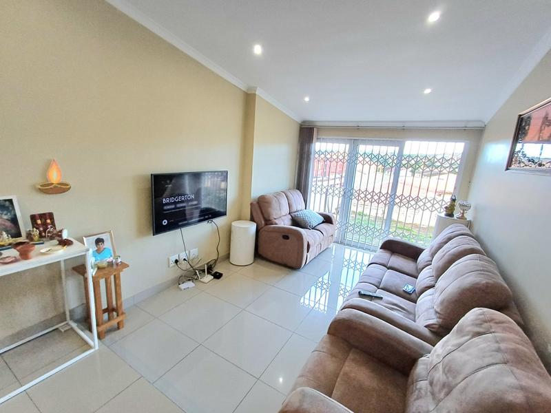 3 Bedroom Property for Sale in Stonebridge KwaZulu-Natal