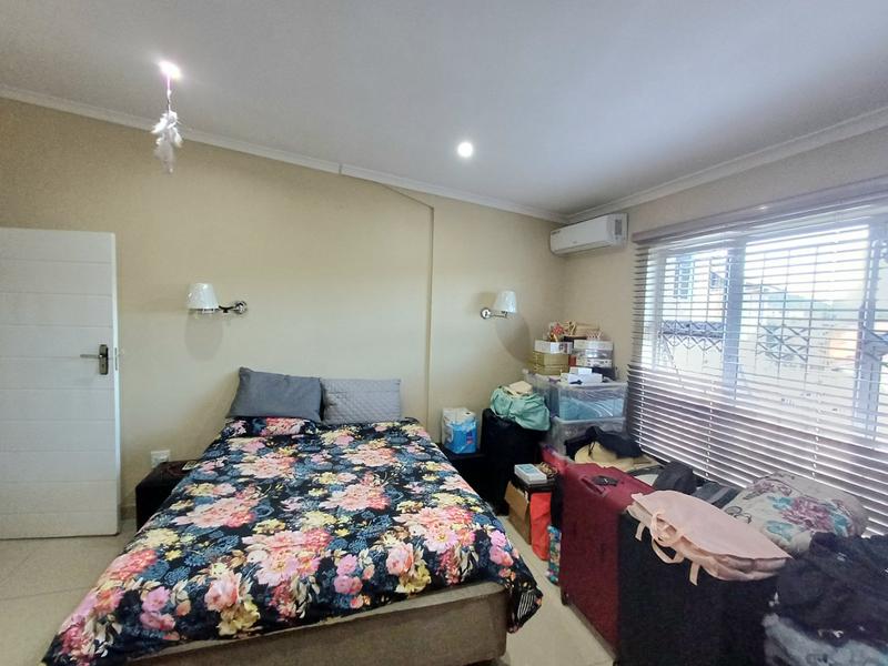 3 Bedroom Property for Sale in Stonebridge KwaZulu-Natal