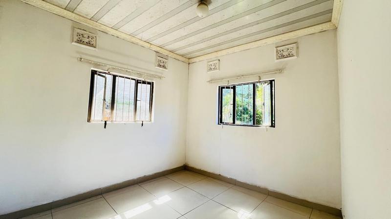 To Let 2 Bedroom Property for Rent in Park Hill KwaZulu-Natal