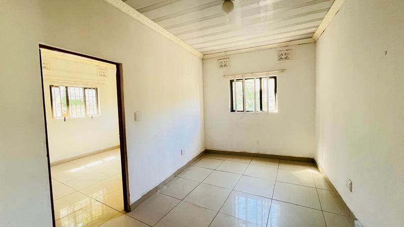 To Let 2 Bedroom Property for Rent in Park Hill KwaZulu-Natal