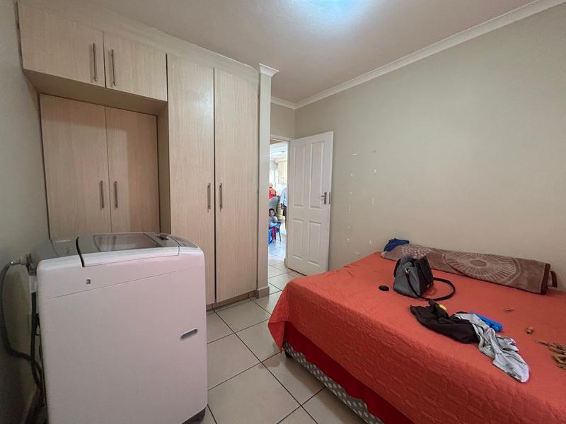 2 Bedroom Property for Sale in Manaba Beach KwaZulu-Natal