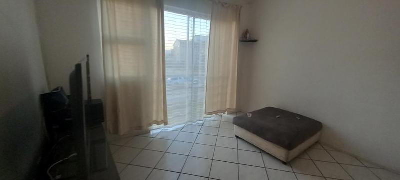 To Let 2 Bedroom Property for Rent in Morningside KwaZulu-Natal
