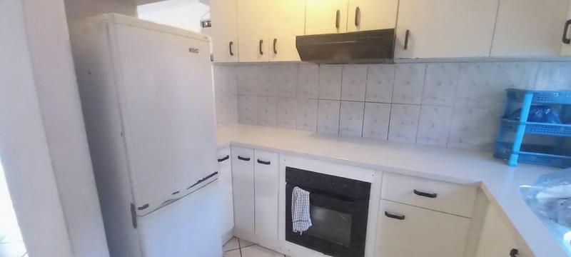 To Let 2 Bedroom Property for Rent in Morningside KwaZulu-Natal