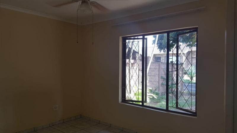 To Let 2 Bedroom Property for Rent in Birdswood KwaZulu-Natal