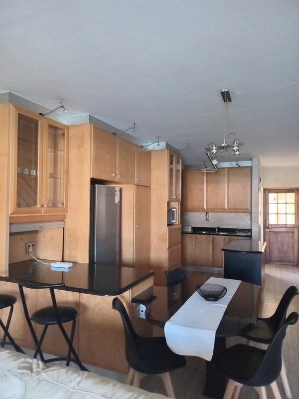 To Let 4 Bedroom Property for Rent in Meer En See KwaZulu-Natal