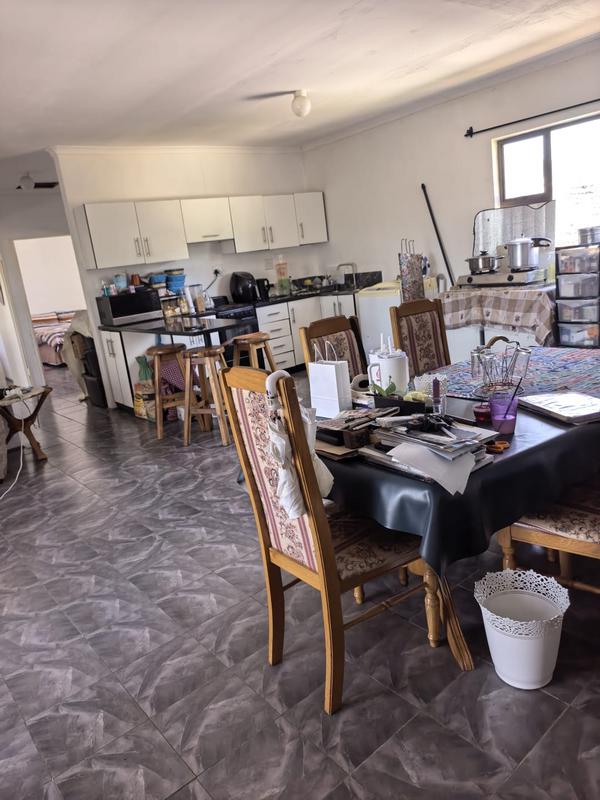 3 Bedroom Property for Sale in Mount Vernon KwaZulu-Natal