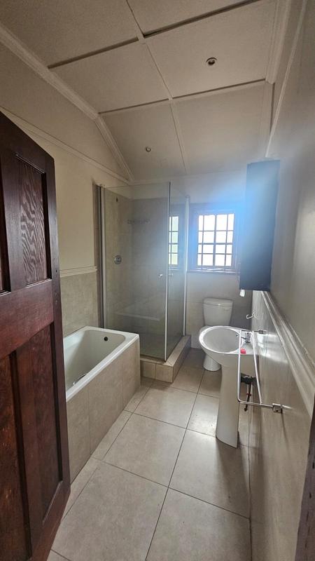 To Let 4 Bedroom Property for Rent in Northdene KwaZulu-Natal