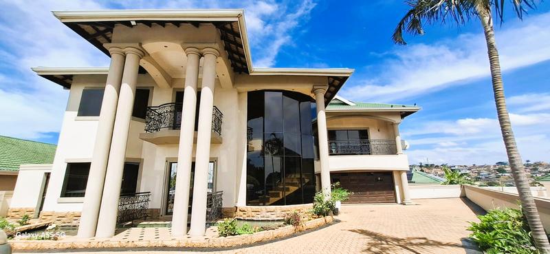 5 Bedroom Property for Sale in Mount Edgecombe KwaZulu-Natal