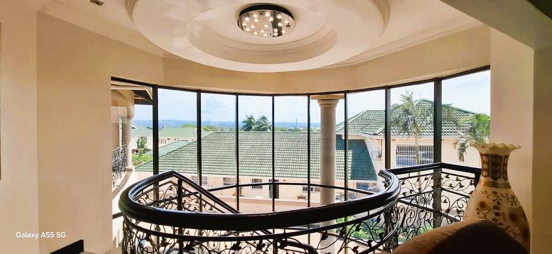 5 Bedroom Property for Sale in Mount Edgecombe KwaZulu-Natal