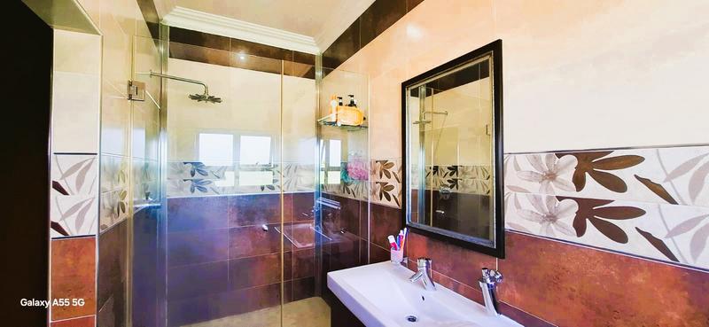 5 Bedroom Property for Sale in Mount Edgecombe KwaZulu-Natal