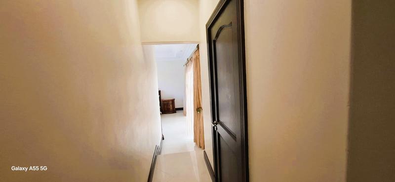 5 Bedroom Property for Sale in Mount Edgecombe KwaZulu-Natal