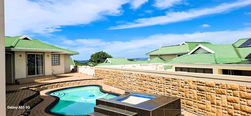 5 Bedroom Property for Sale in Mount Edgecombe KwaZulu-Natal