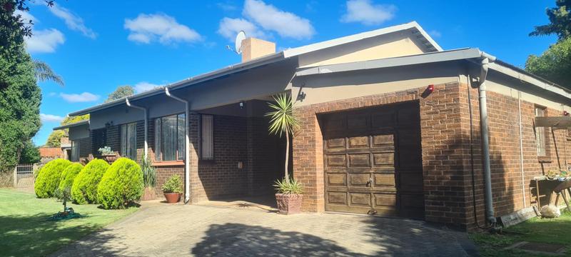 5 Bedroom Property for Sale in Dundee KwaZulu-Natal