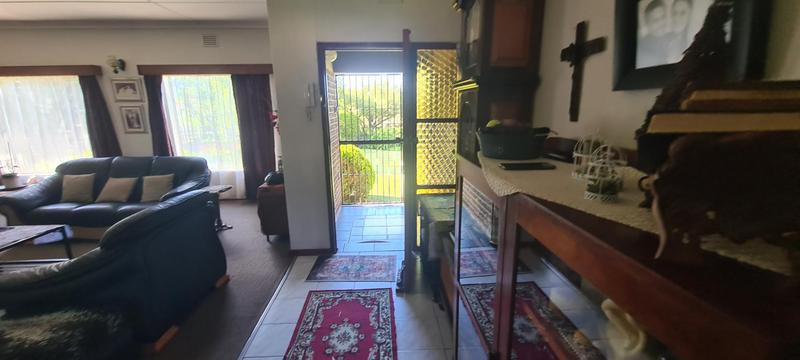 5 Bedroom Property for Sale in Dundee KwaZulu-Natal