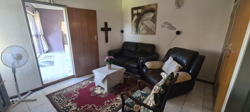 5 Bedroom Property for Sale in Dundee KwaZulu-Natal