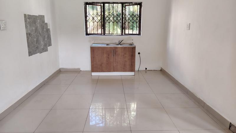 To Let 1 Bedroom Property for Rent in Malvern KwaZulu-Natal