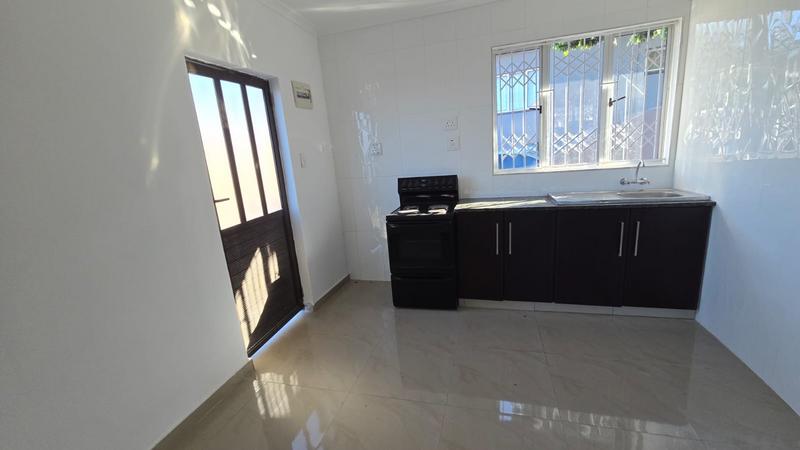 To Let 2 Bedroom Property for Rent in Malvern KwaZulu-Natal