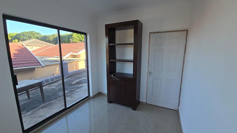 To Let 2 Bedroom Property for Rent in Malvern KwaZulu-Natal