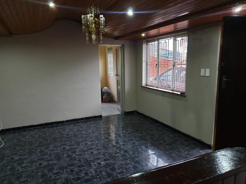 5 Bedroom Property for Sale in Moorton KwaZulu-Natal