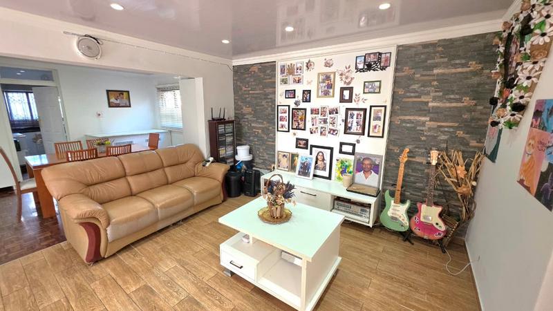 4 Bedroom Property for Sale in Chatsworth KwaZulu-Natal