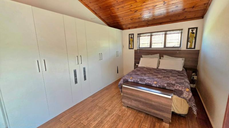 4 Bedroom Property for Sale in Chatsworth KwaZulu-Natal