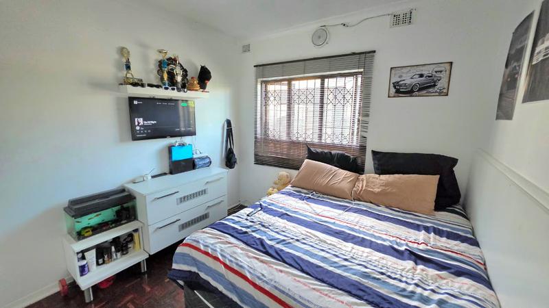 4 Bedroom Property for Sale in Chatsworth KwaZulu-Natal