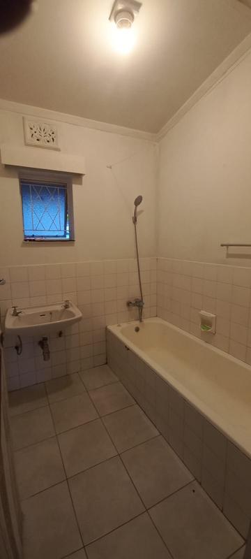 10 Bedroom Property for Sale in Pinelands KwaZulu-Natal