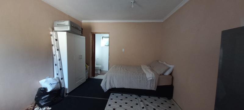 10 Bedroom Property for Sale in Pinelands KwaZulu-Natal