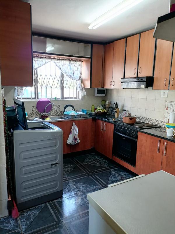 3 Bedroom Property for Sale in Wentworth KwaZulu-Natal