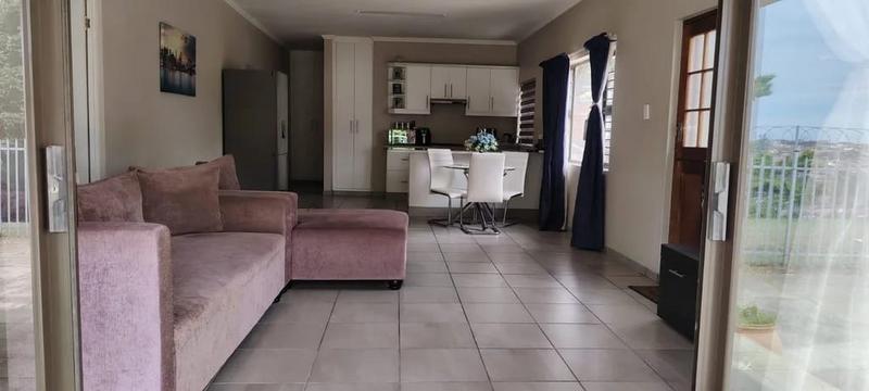 To Let 3 Bedroom Property for Rent in Bluff KwaZulu-Natal