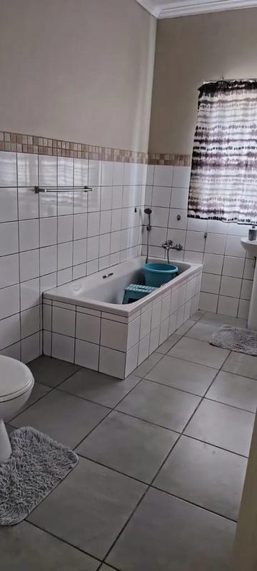 To Let 3 Bedroom Property for Rent in Bluff KwaZulu-Natal