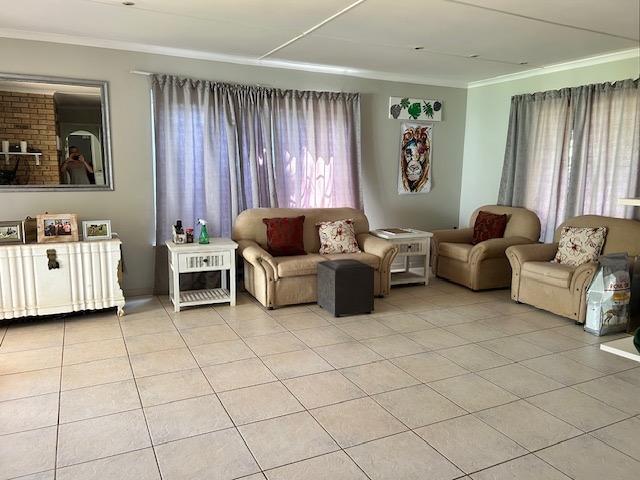 To Let 3 Bedroom Property for Rent in Durban North KwaZulu-Natal