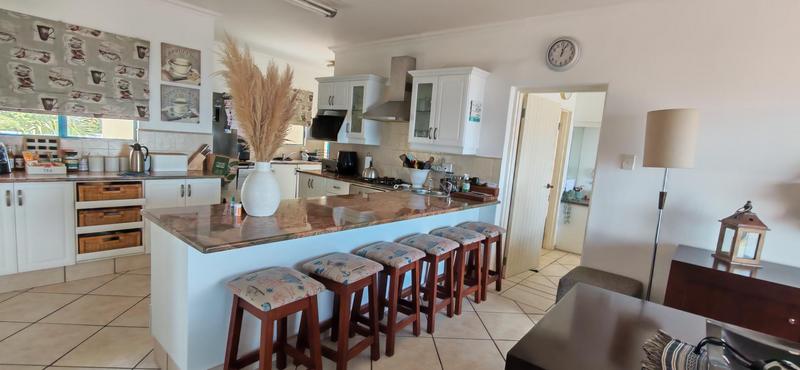 4 Bedroom Property for Sale in Beacon Rocks KwaZulu-Natal