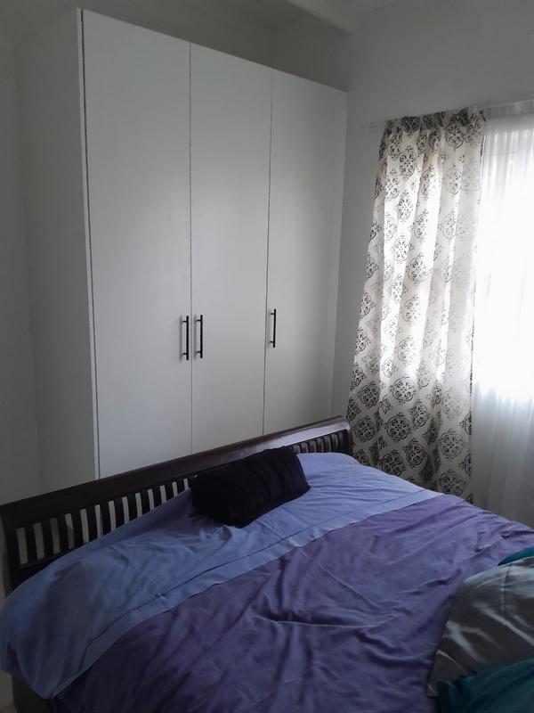 6 Bedroom Property for Sale in Uvongo KwaZulu-Natal